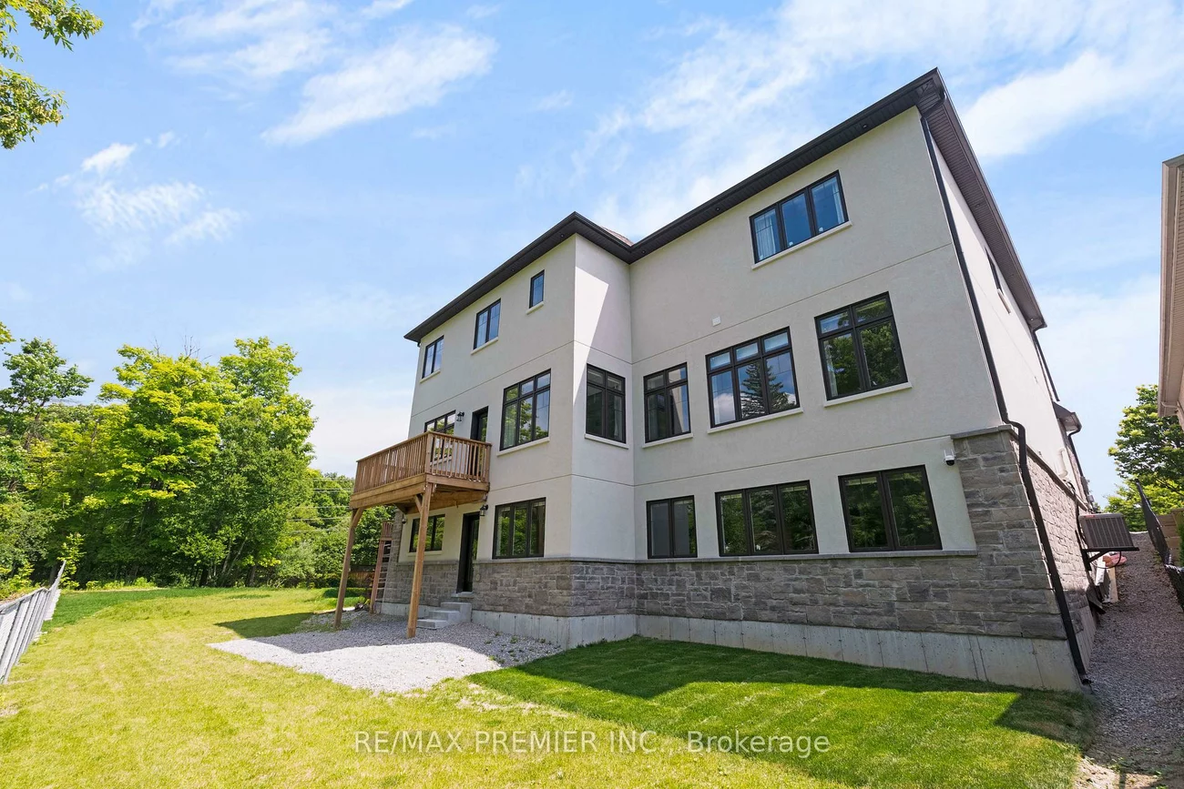 24, Francesca, East Woodbridge, Vaughan