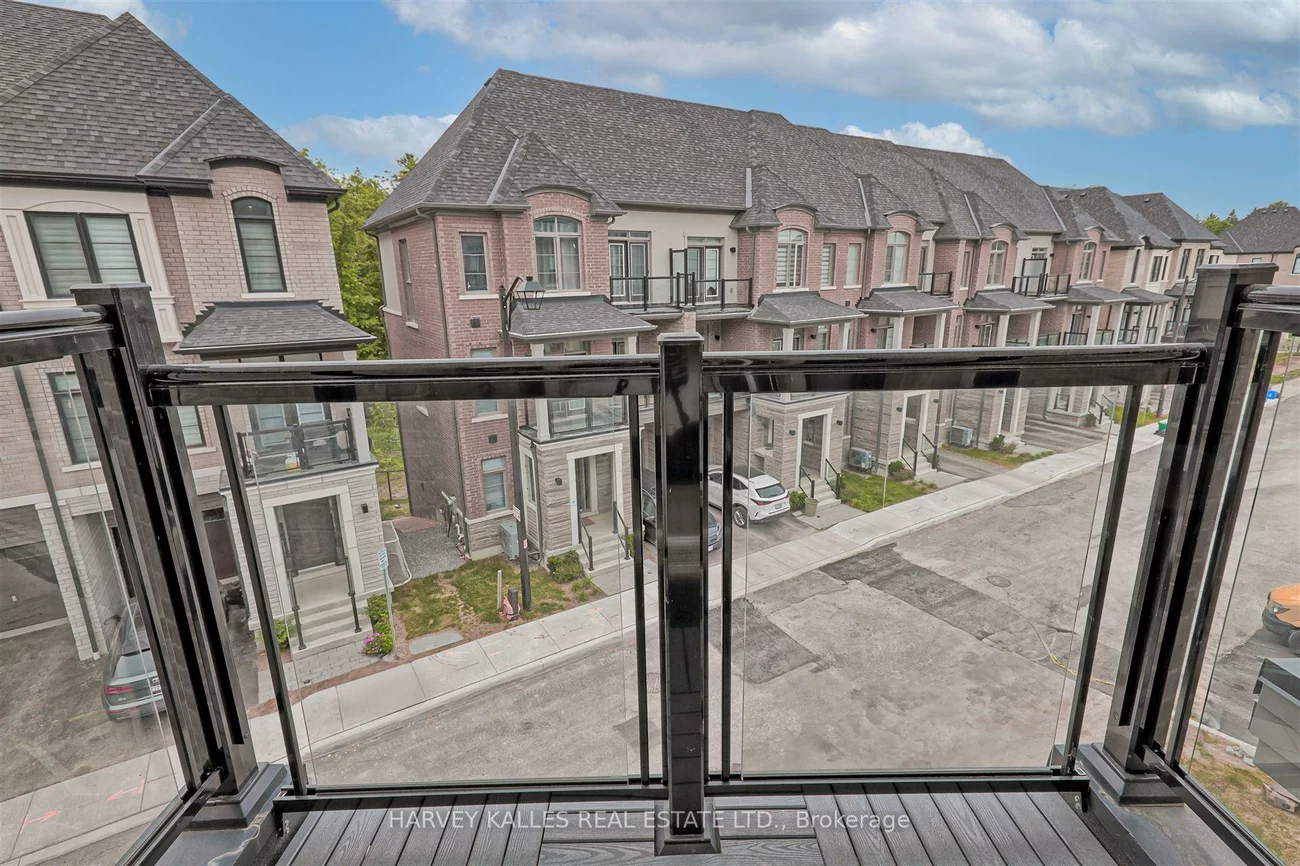 75, De La Roche, Vellore Village, Vaughan