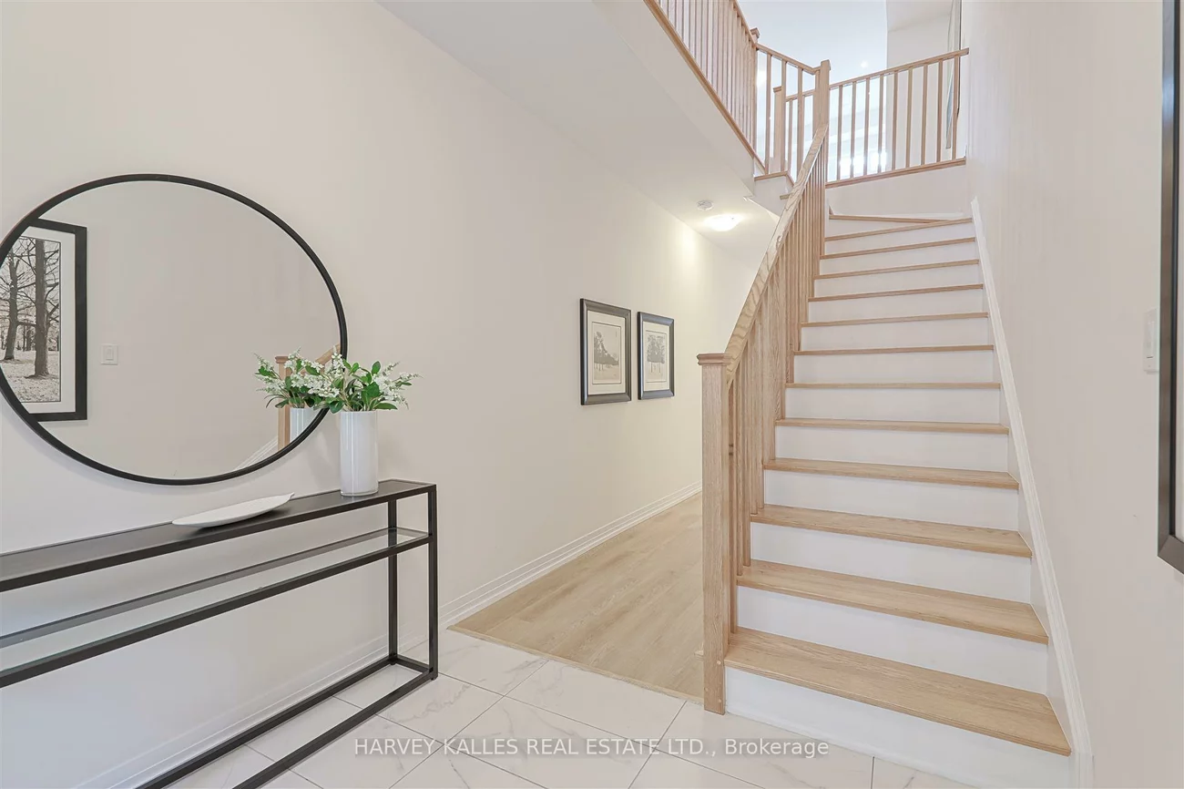 75, De La Roche, Vellore Village, Vaughan