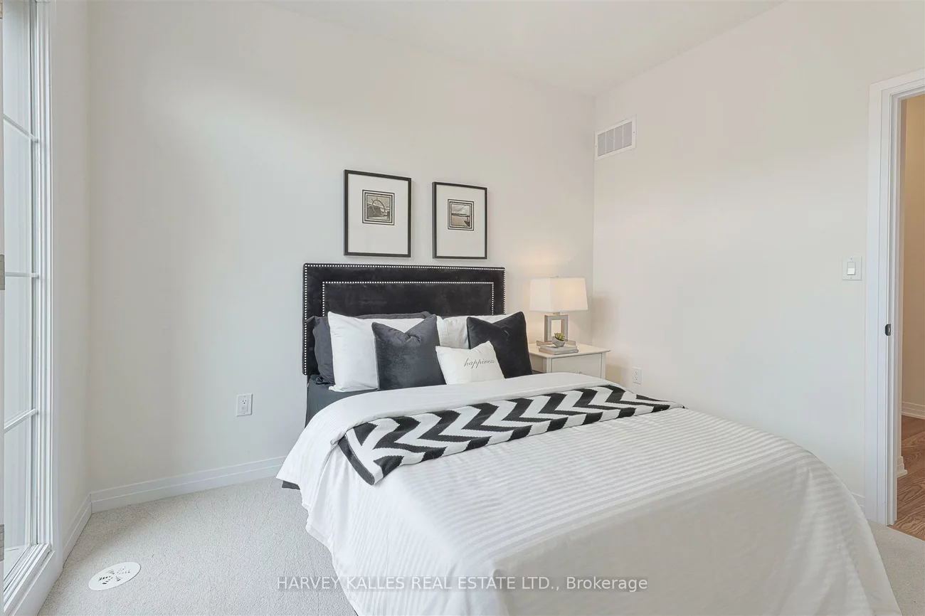 75, De La Roche, Vellore Village, Vaughan