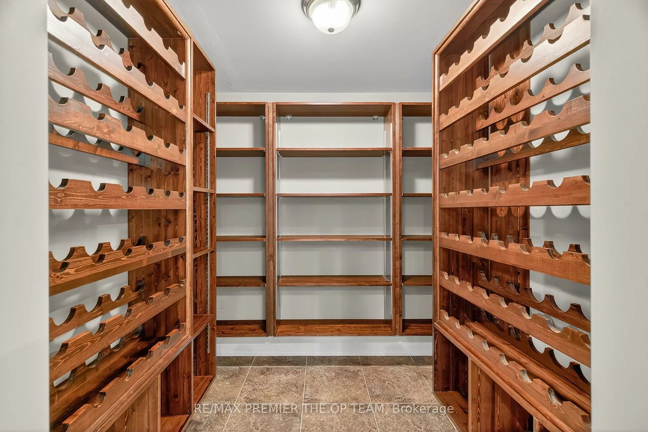 24, Grand Vellore, Vellore Village, Vaughan