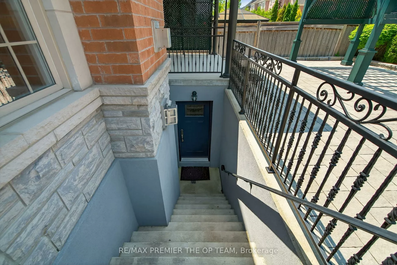 24, Grand Vellore, Vellore Village, Vaughan