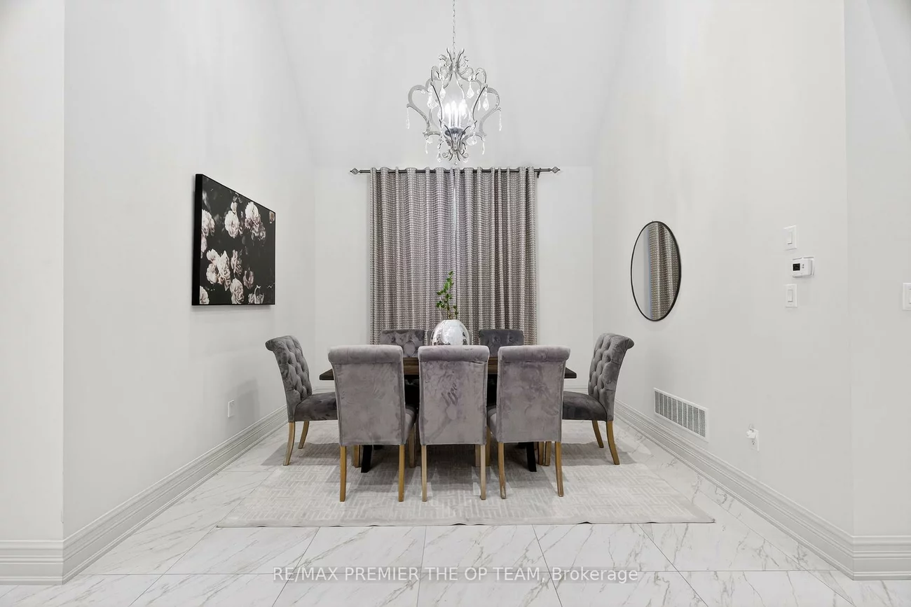 24, Grand Vellore, Vellore Village, Vaughan