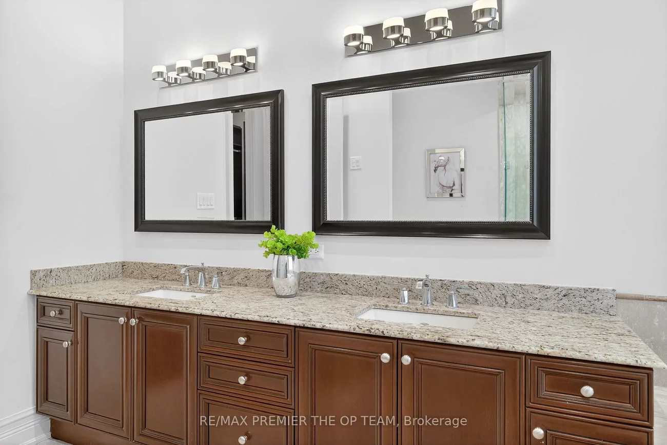24, Grand Vellore, Vellore Village, Vaughan