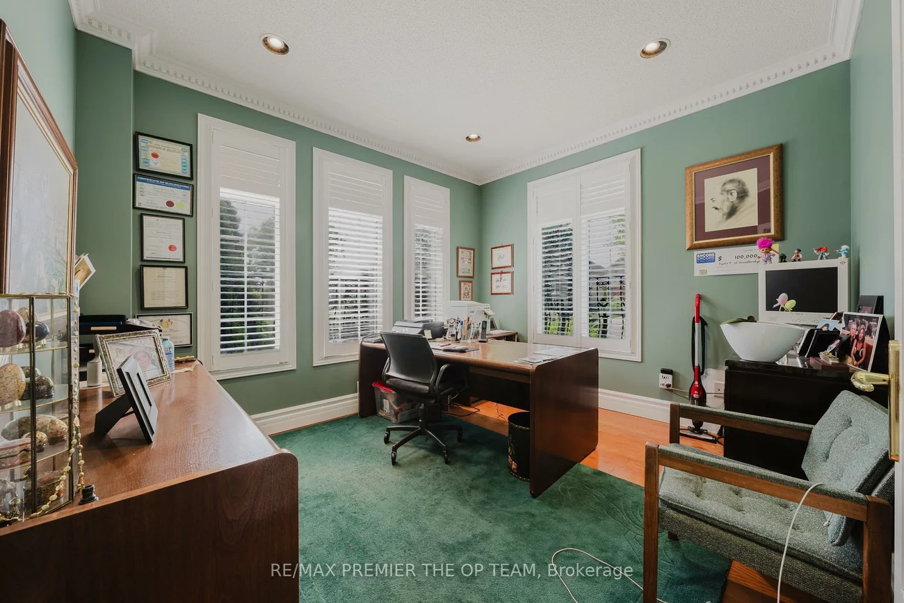 159, Woolacott, East Woodbridge, Vaughan