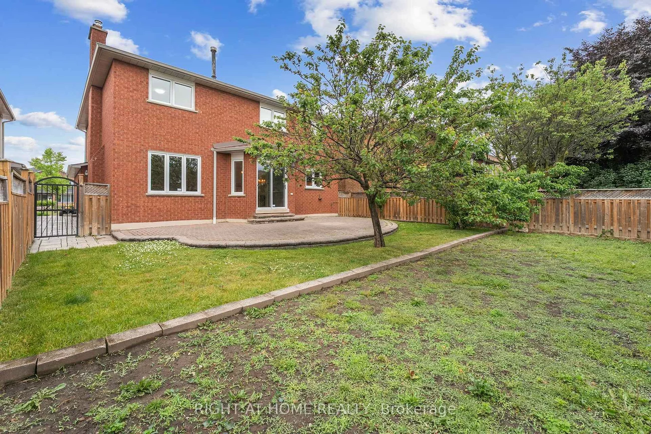 52, Spring Town, East Woodbridge, Vaughan