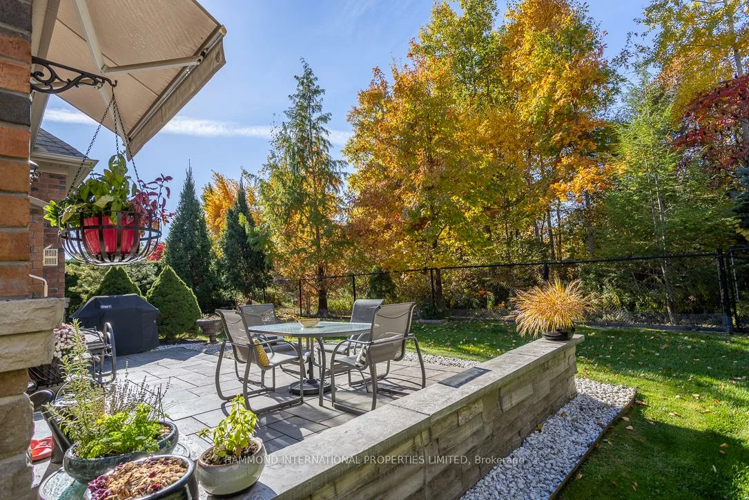 203, Hunterwood, Rural Vaughan, Vaughan