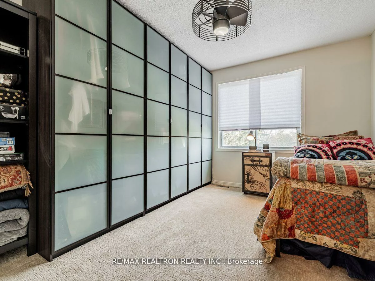 209, Charles, Crestwood-Springfarm-Yorkhill, Vaughan