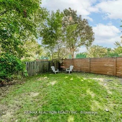209, Charles, Crestwood-Springfarm-Yorkhill, Vaughan