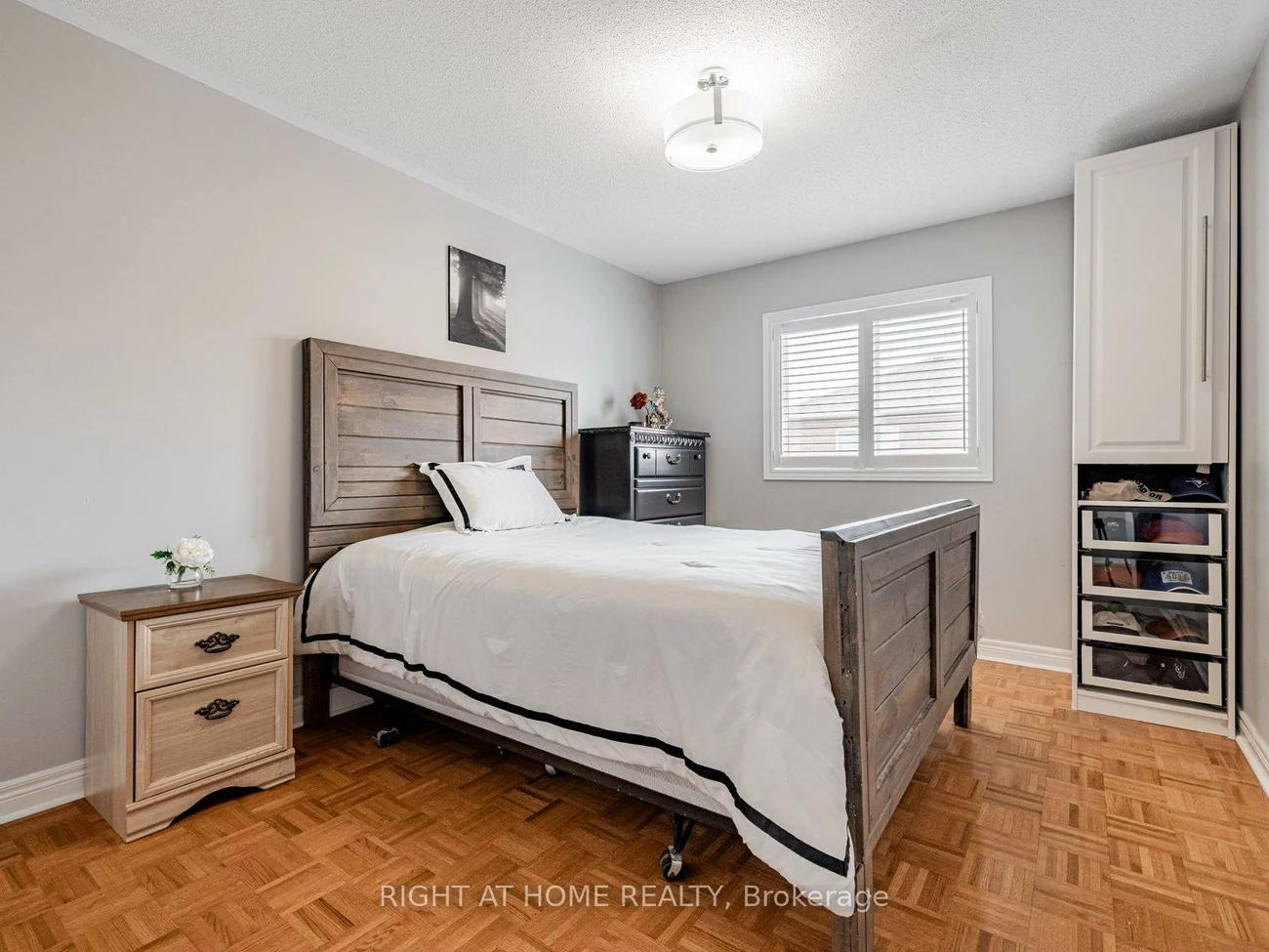 34, Destino, Vellore Village, Vaughan