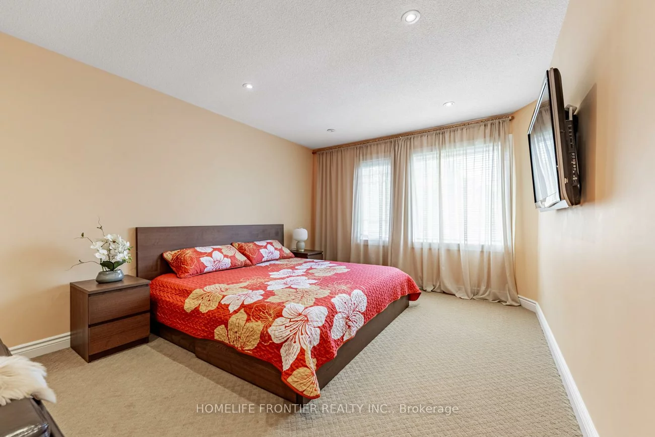 46, Thornbrook, Brownridge, Vaughan