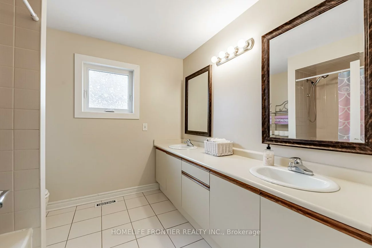 46, Thornbrook, Brownridge, Vaughan