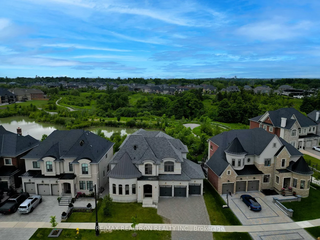 52, Rolling Green, Kleinburg, Vaughan