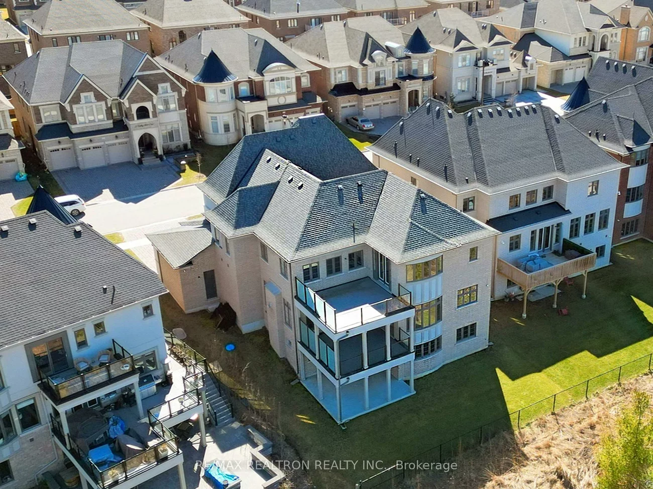 52, Rolling Green, Kleinburg, Vaughan