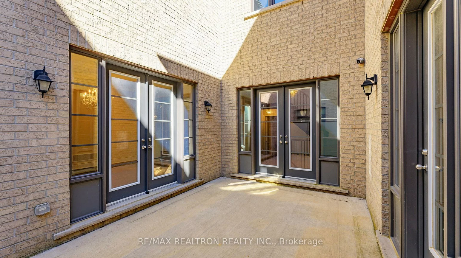 52, Rolling Green, Kleinburg, Vaughan