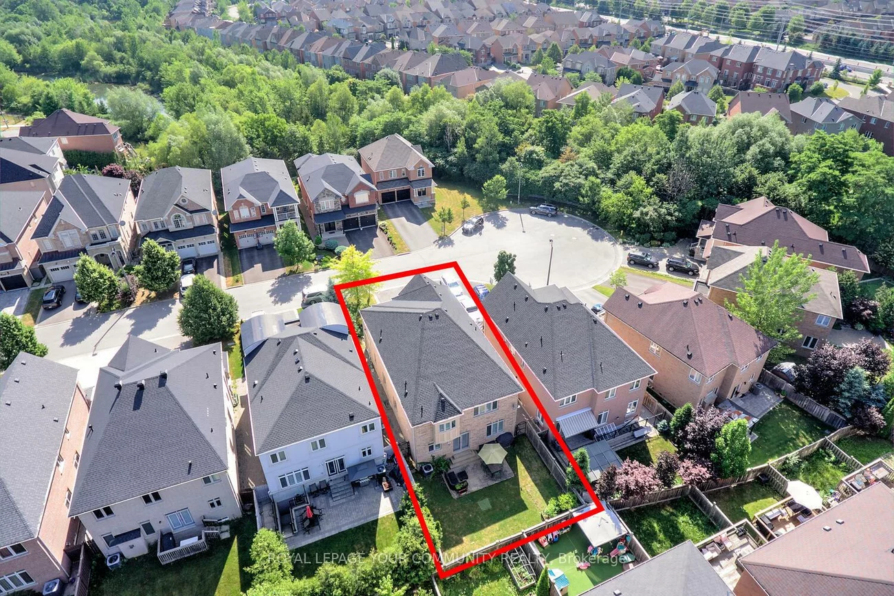 24, Rock Elm, Patterson, Vaughan