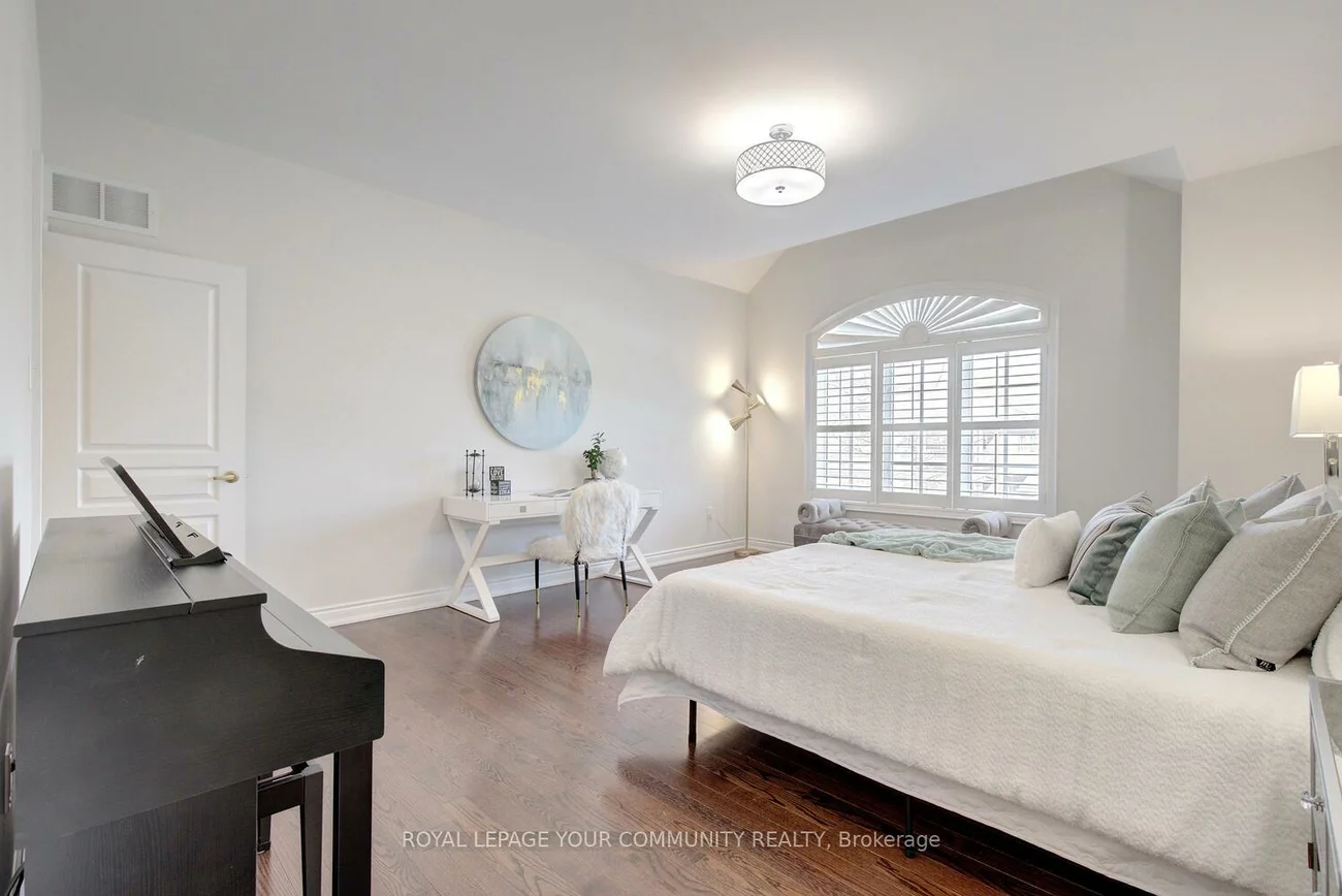 24, Rock Elm, Patterson, Vaughan