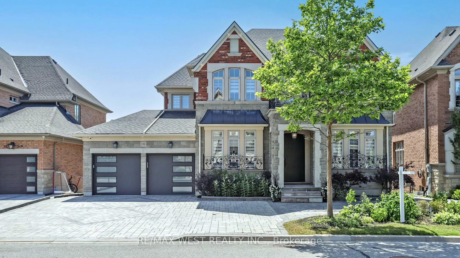 136, Hailsham, Vellore Village, Vaughan