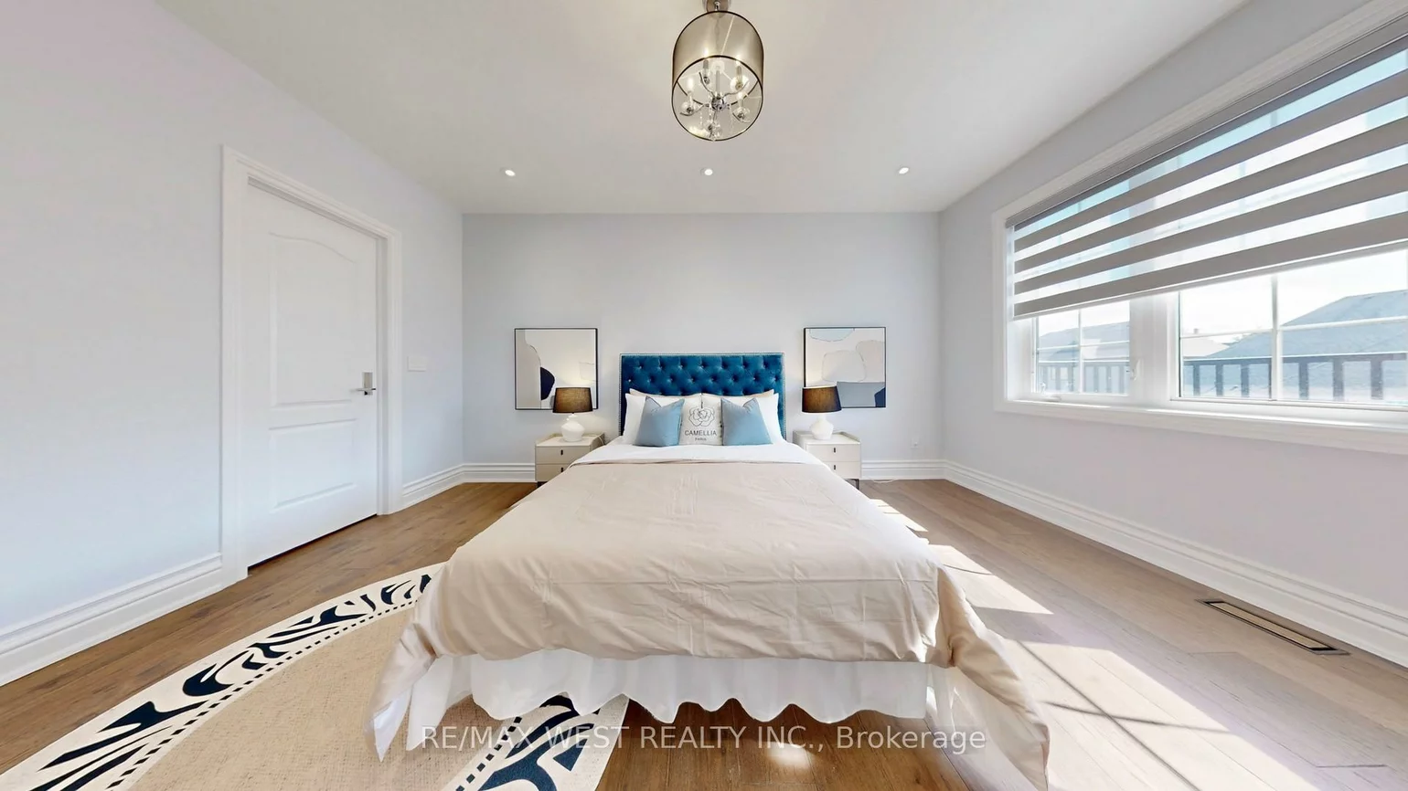 136, Hailsham, Vellore Village, Vaughan