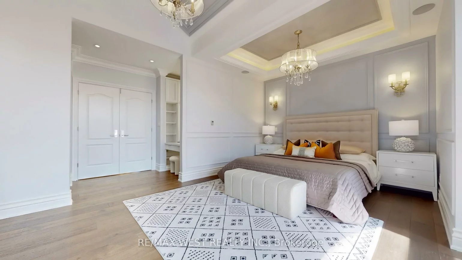 136, Hailsham, Vellore Village, Vaughan