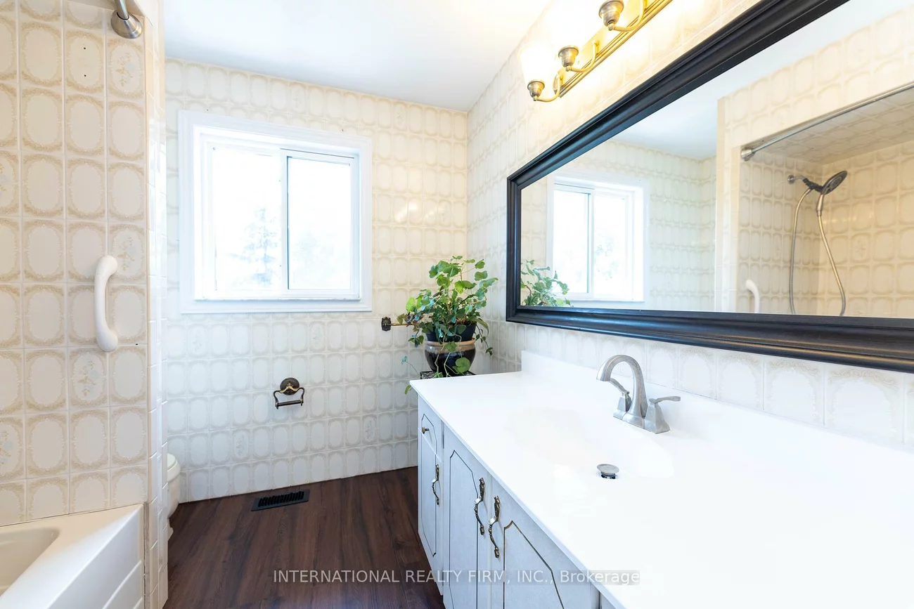 17, Southview, Concord, Vaughan