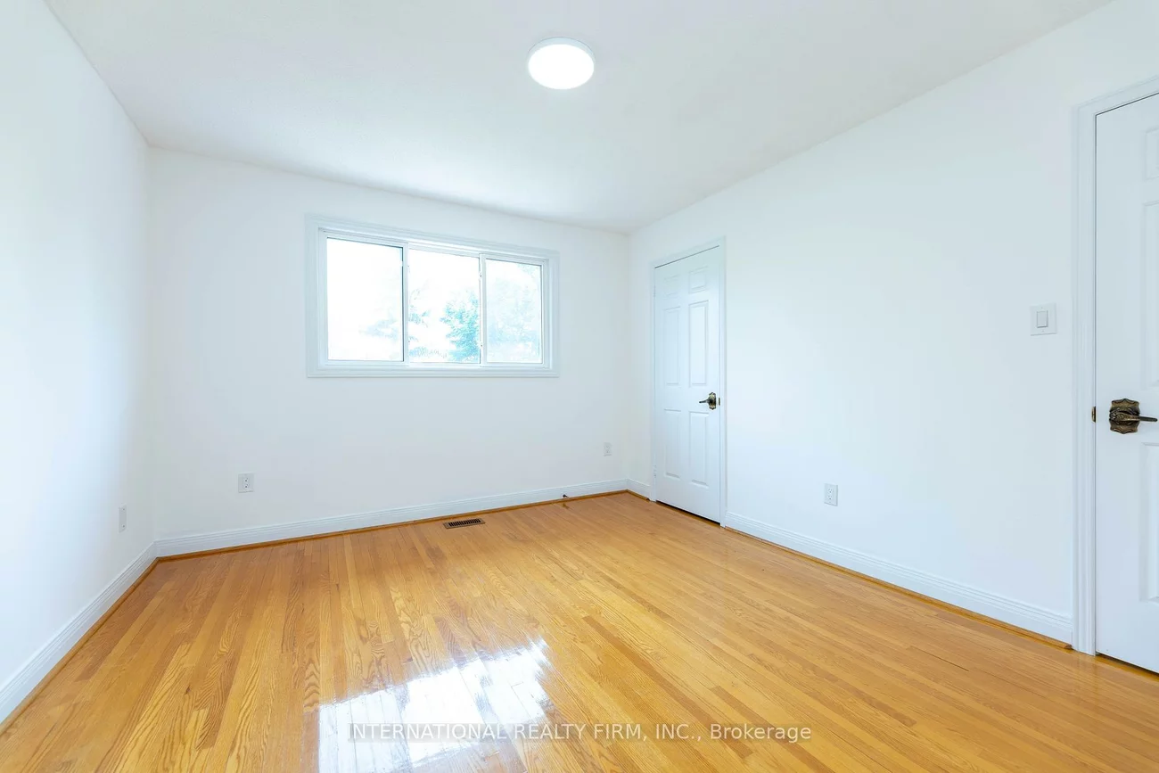 17, Southview, Concord, Vaughan