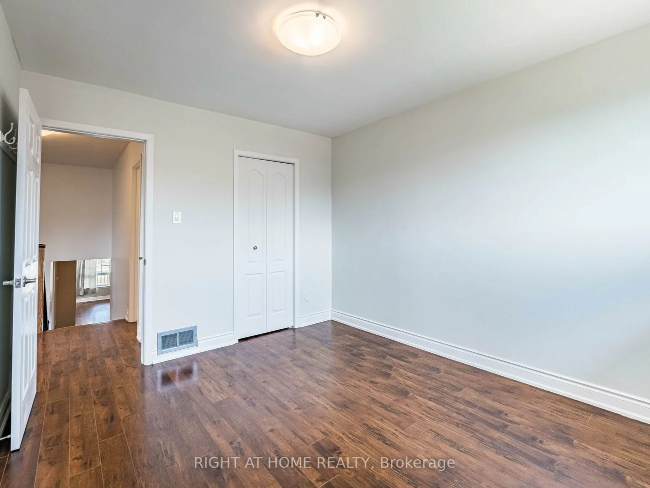 23, North Humber, West Woodbridge, Vaughan