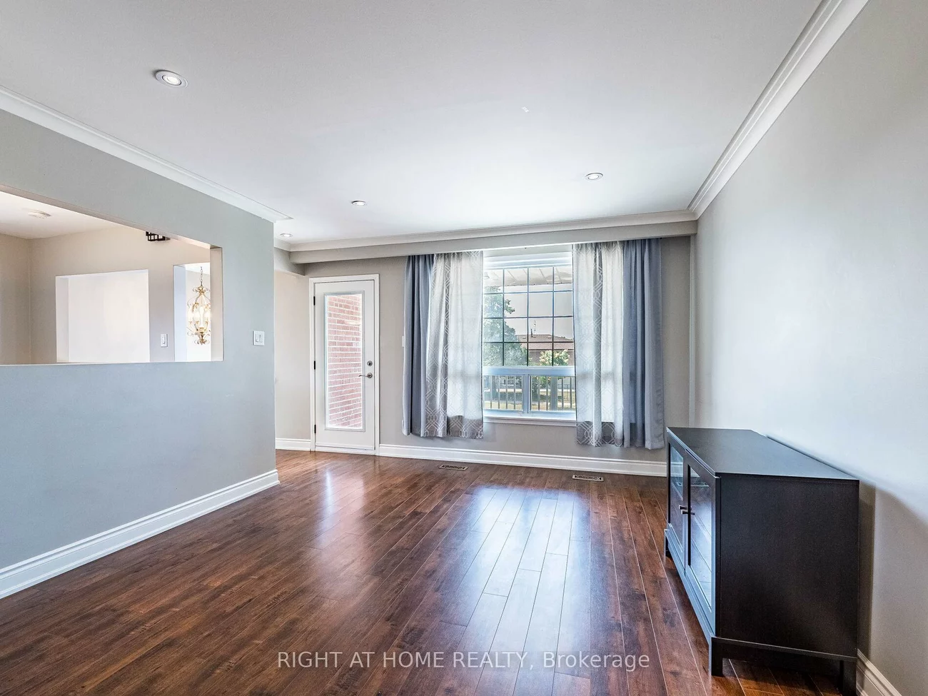 23, North Humber, West Woodbridge, Vaughan