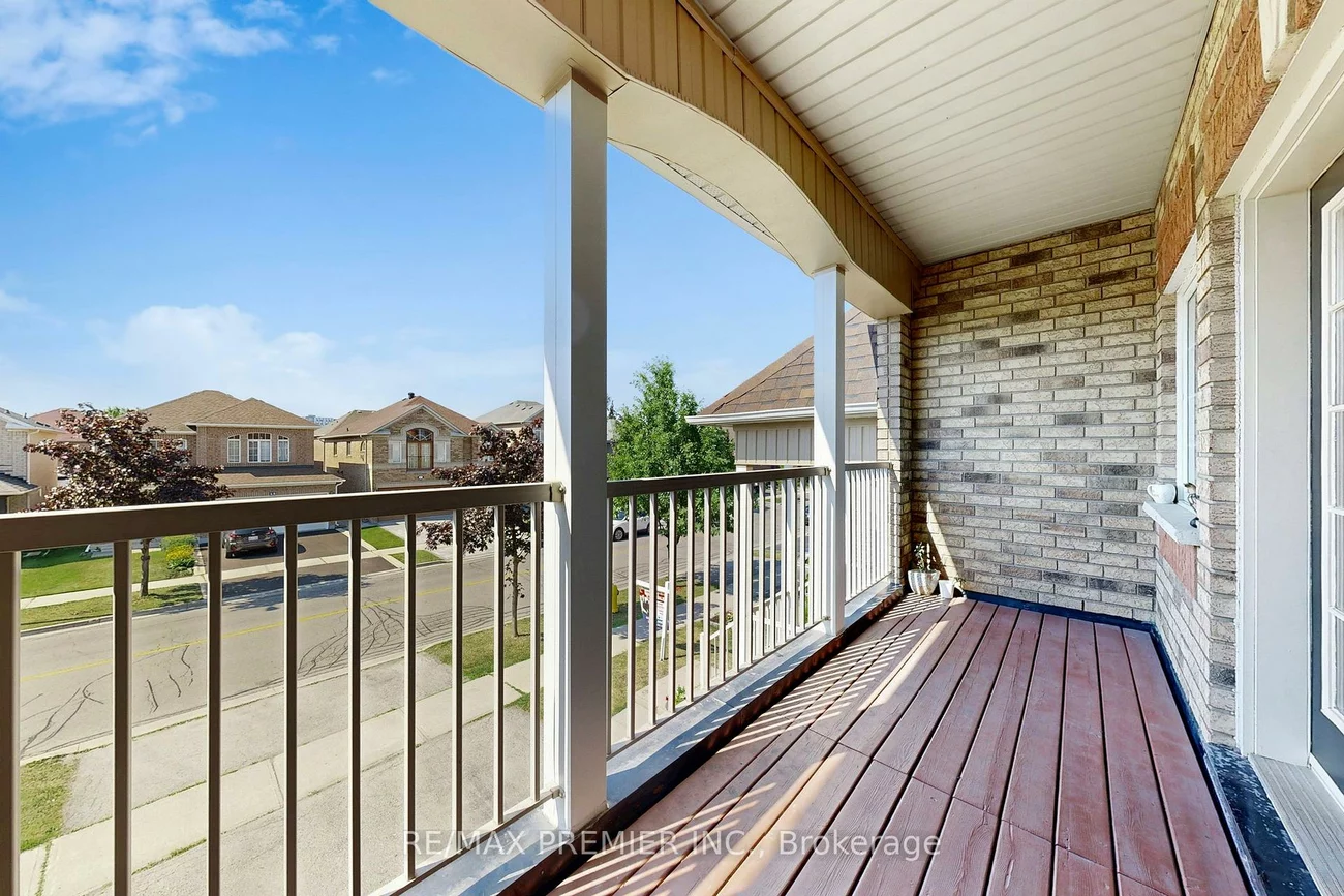 46, Tierra, Vellore Village, Vaughan