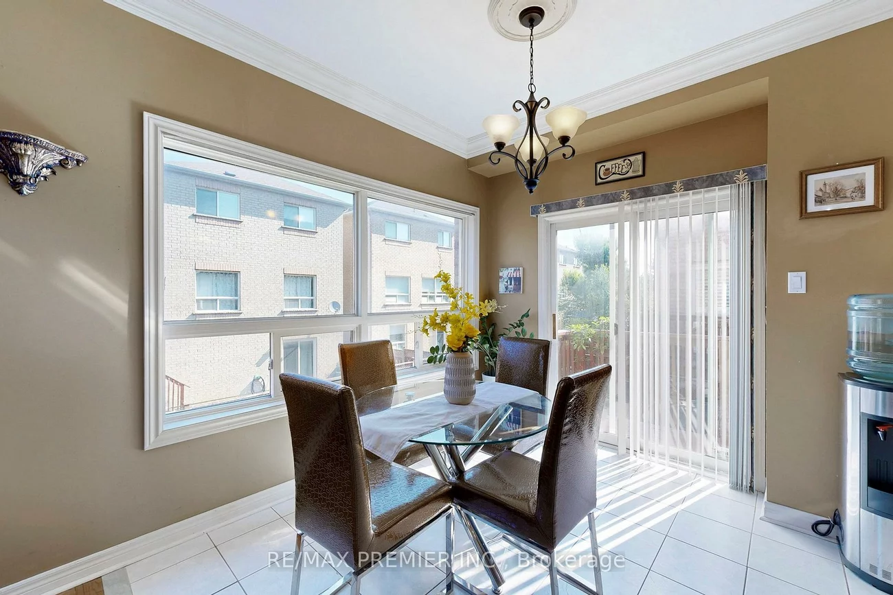 46, Tierra, Vellore Village, Vaughan