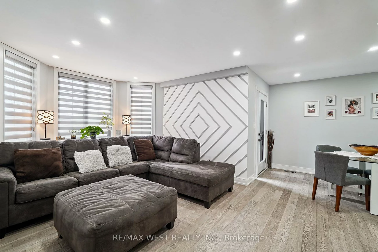 36, Madeira, Vellore Village, Vaughan