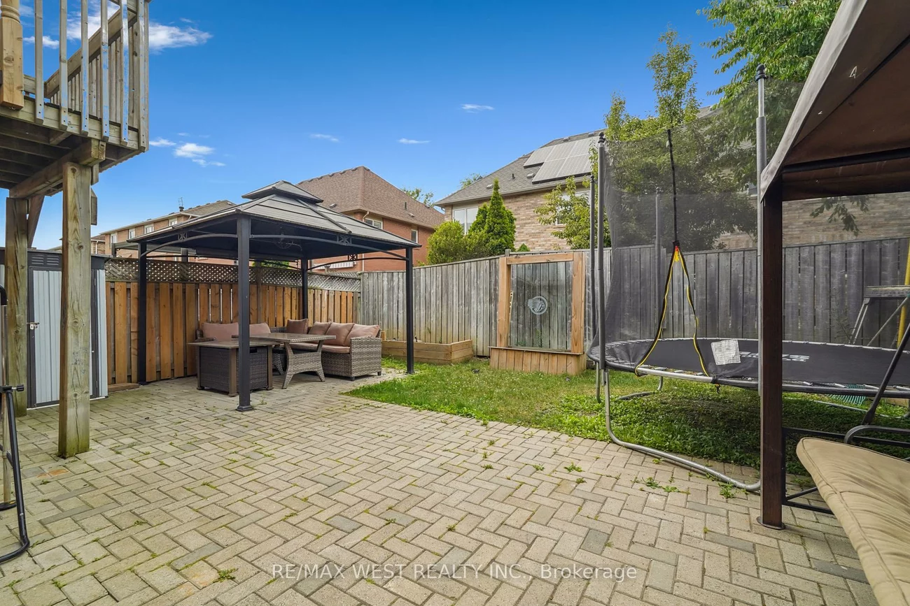 36, Madeira, Vellore Village, Vaughan