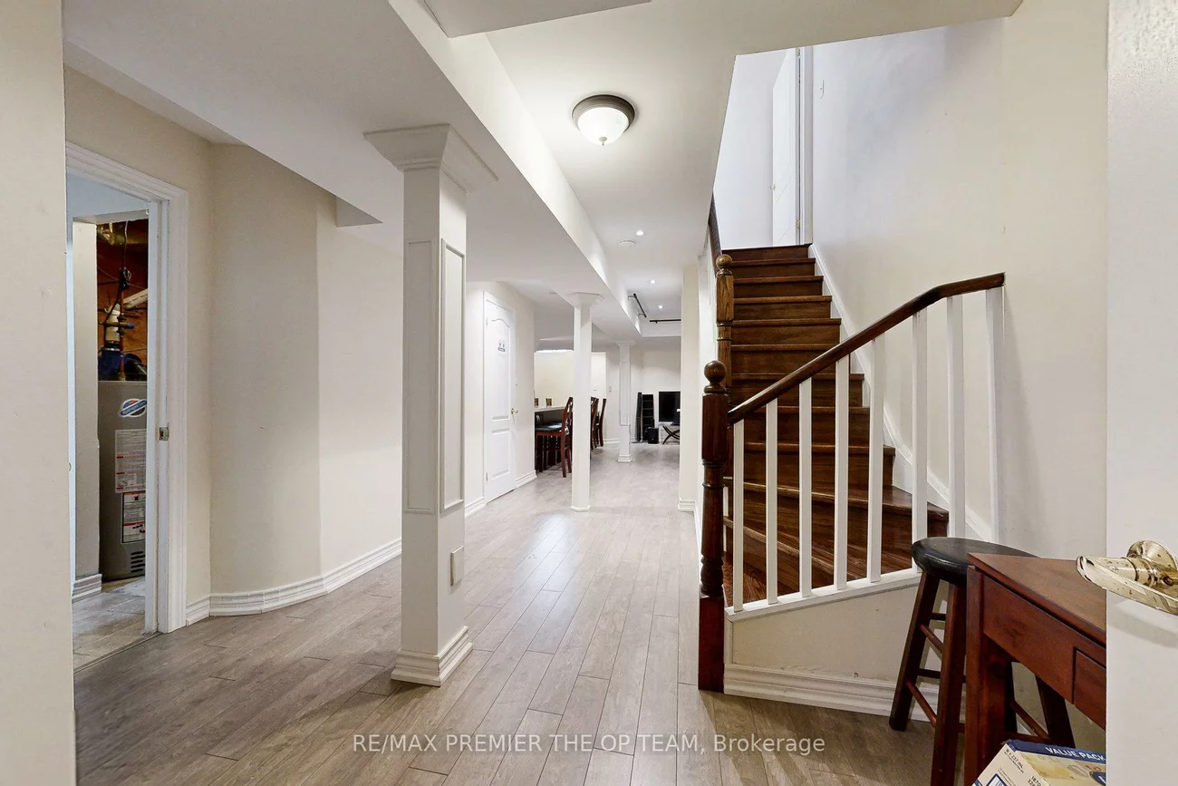 59, Rossi, Vellore Village, Vaughan