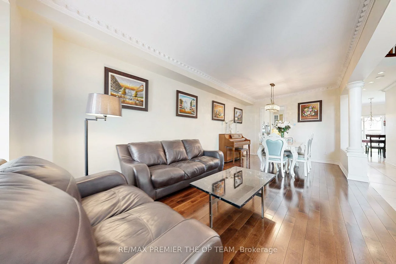 59, Rossi, Vellore Village, Vaughan