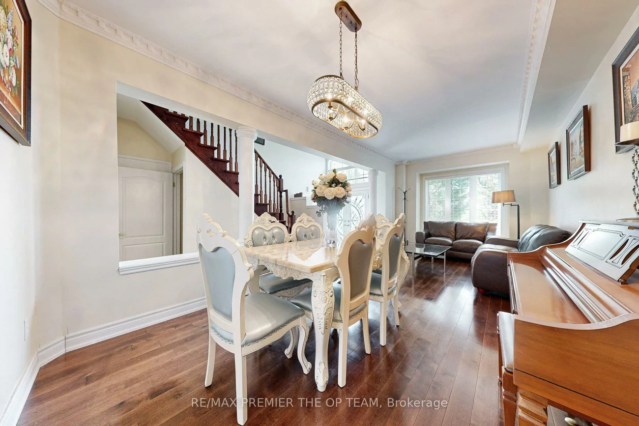 59, Rossi, Vellore Village, Vaughan