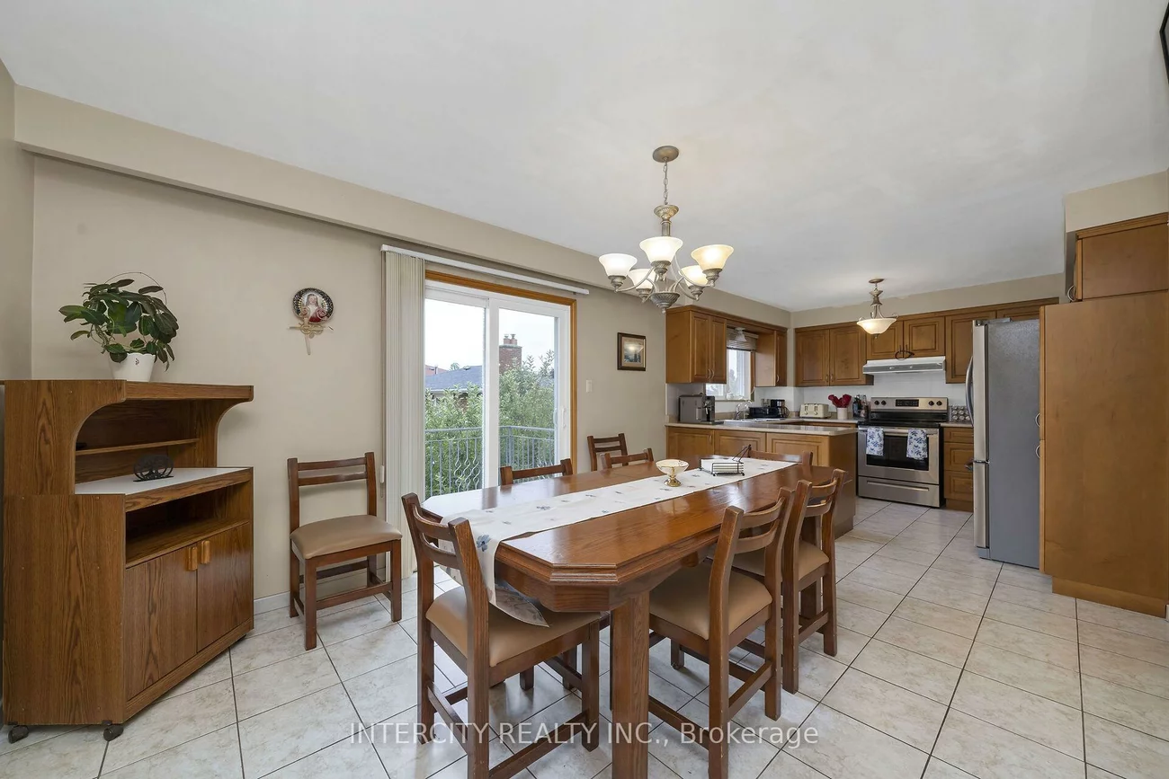 153, Jeanne, East Woodbridge, Vaughan