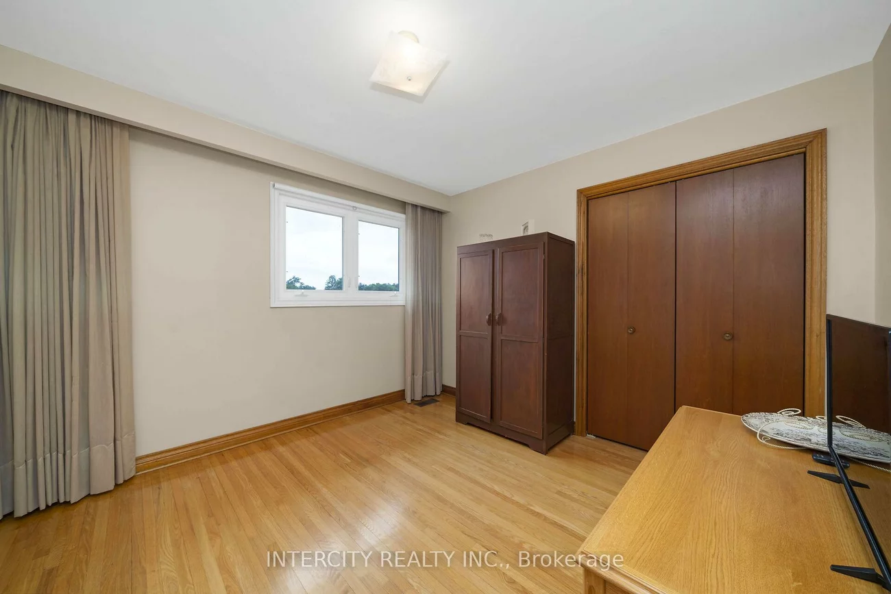 153, Jeanne, East Woodbridge, Vaughan