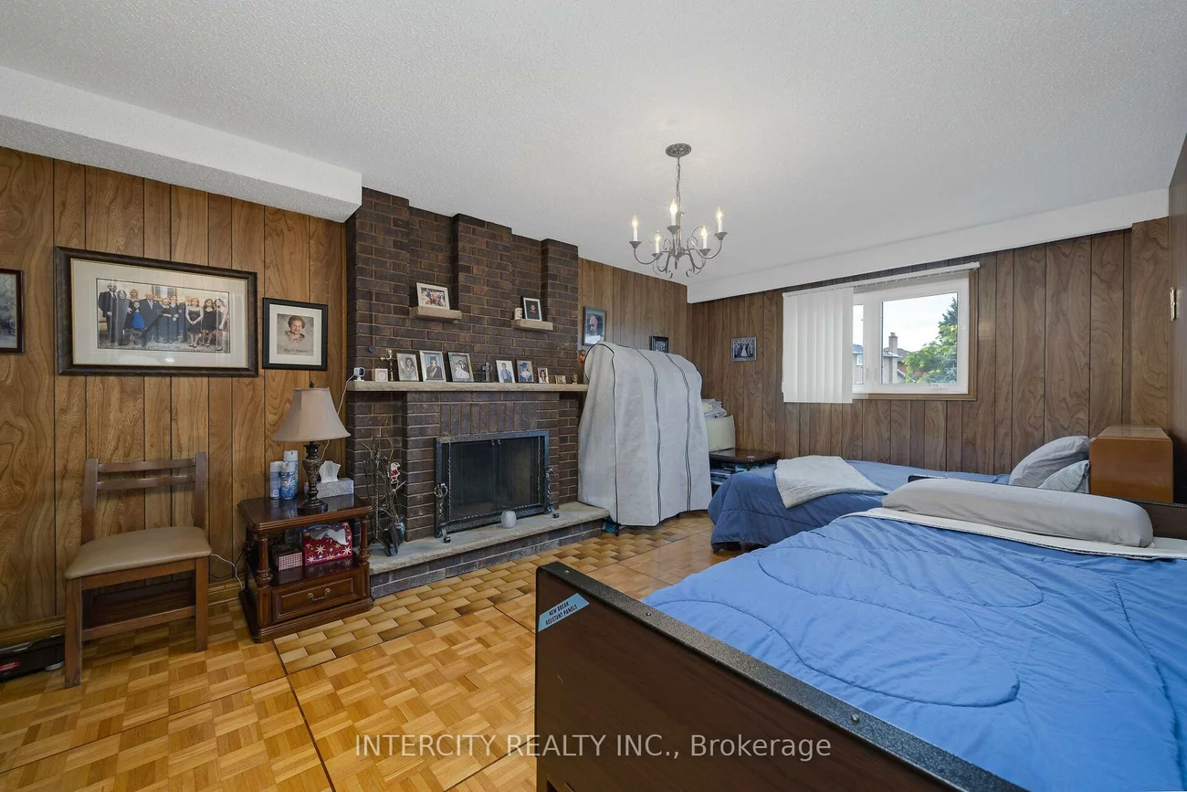 153, Jeanne, East Woodbridge, Vaughan