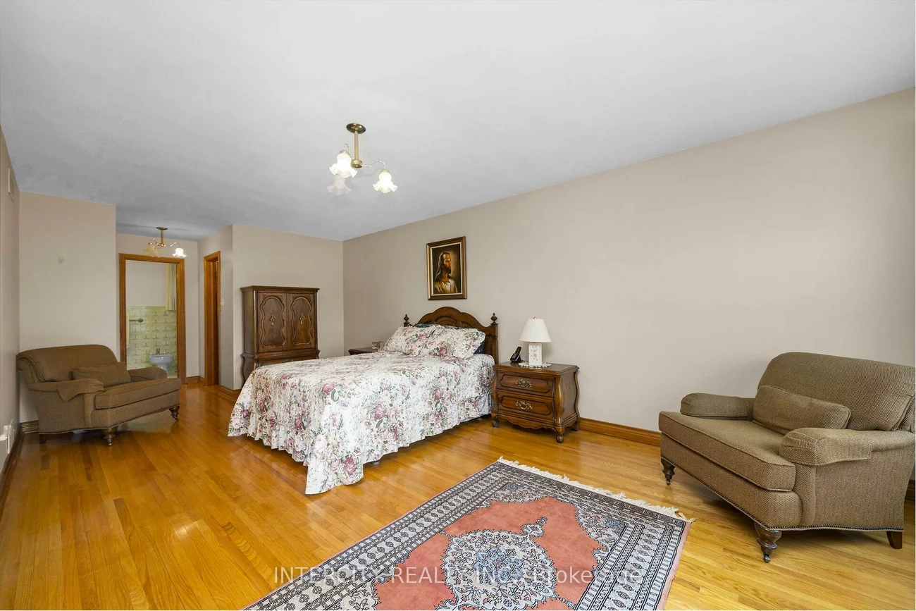 153, Jeanne, East Woodbridge, Vaughan