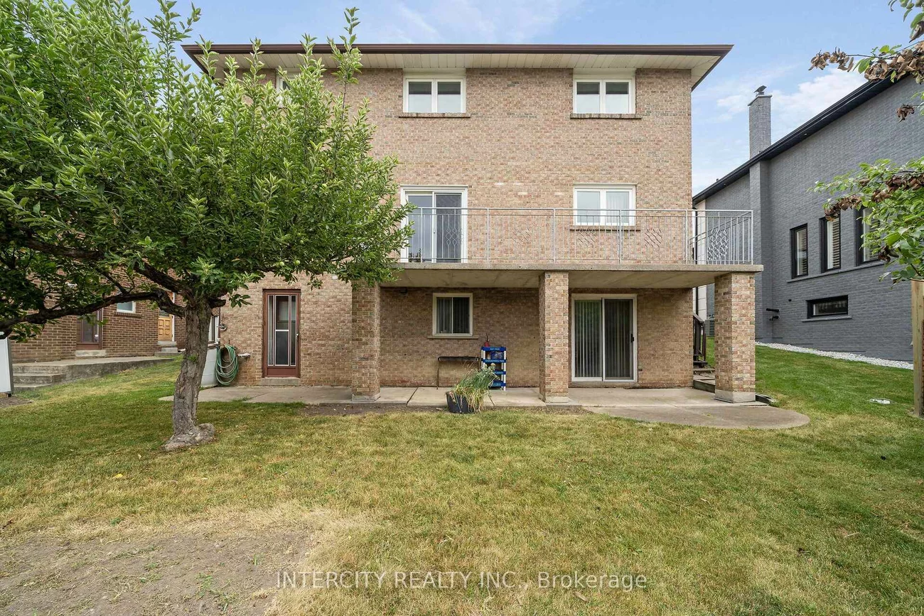 153, Jeanne, East Woodbridge, Vaughan