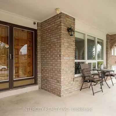 153, Jeanne, East Woodbridge, Vaughan