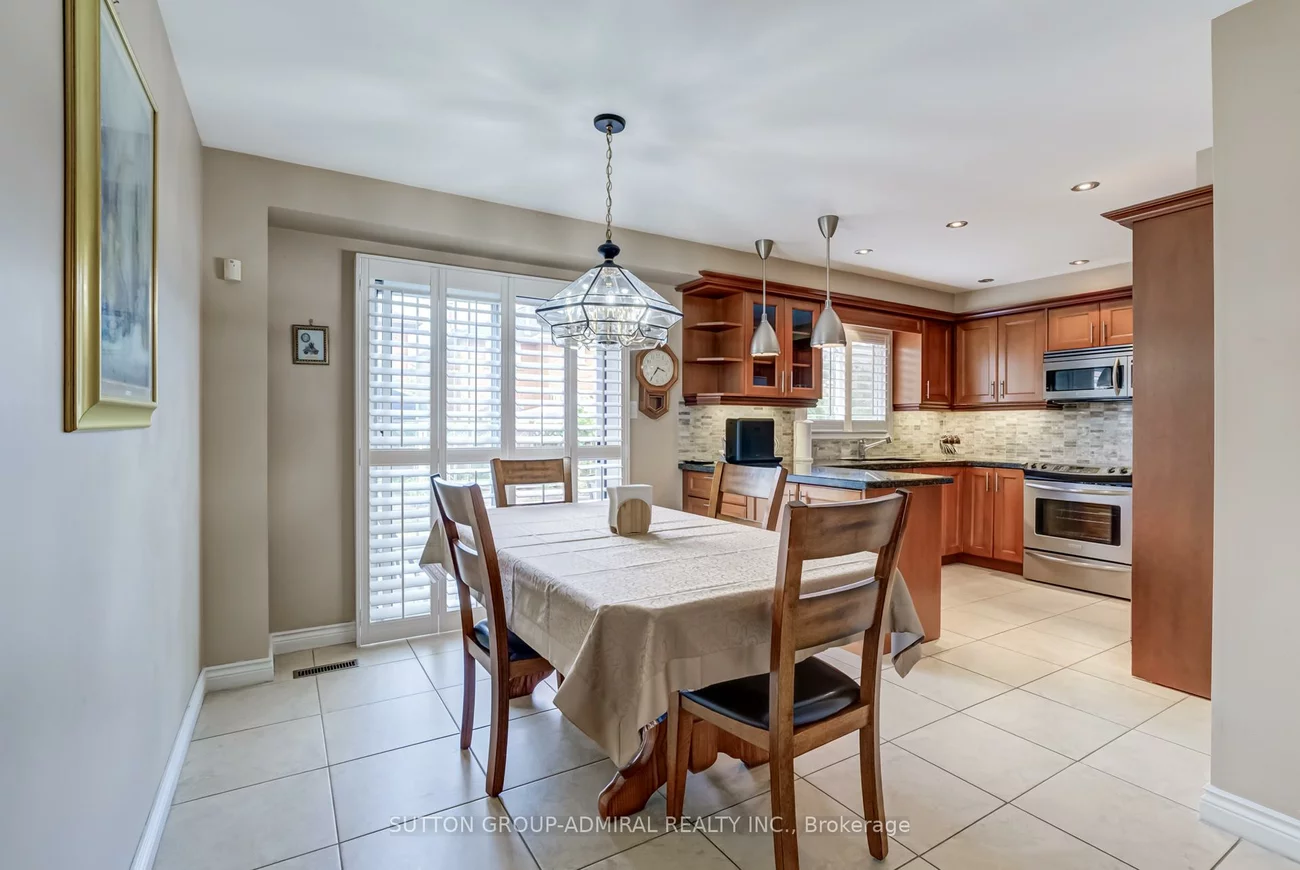 393, Aberdeen, East Woodbridge, Vaughan