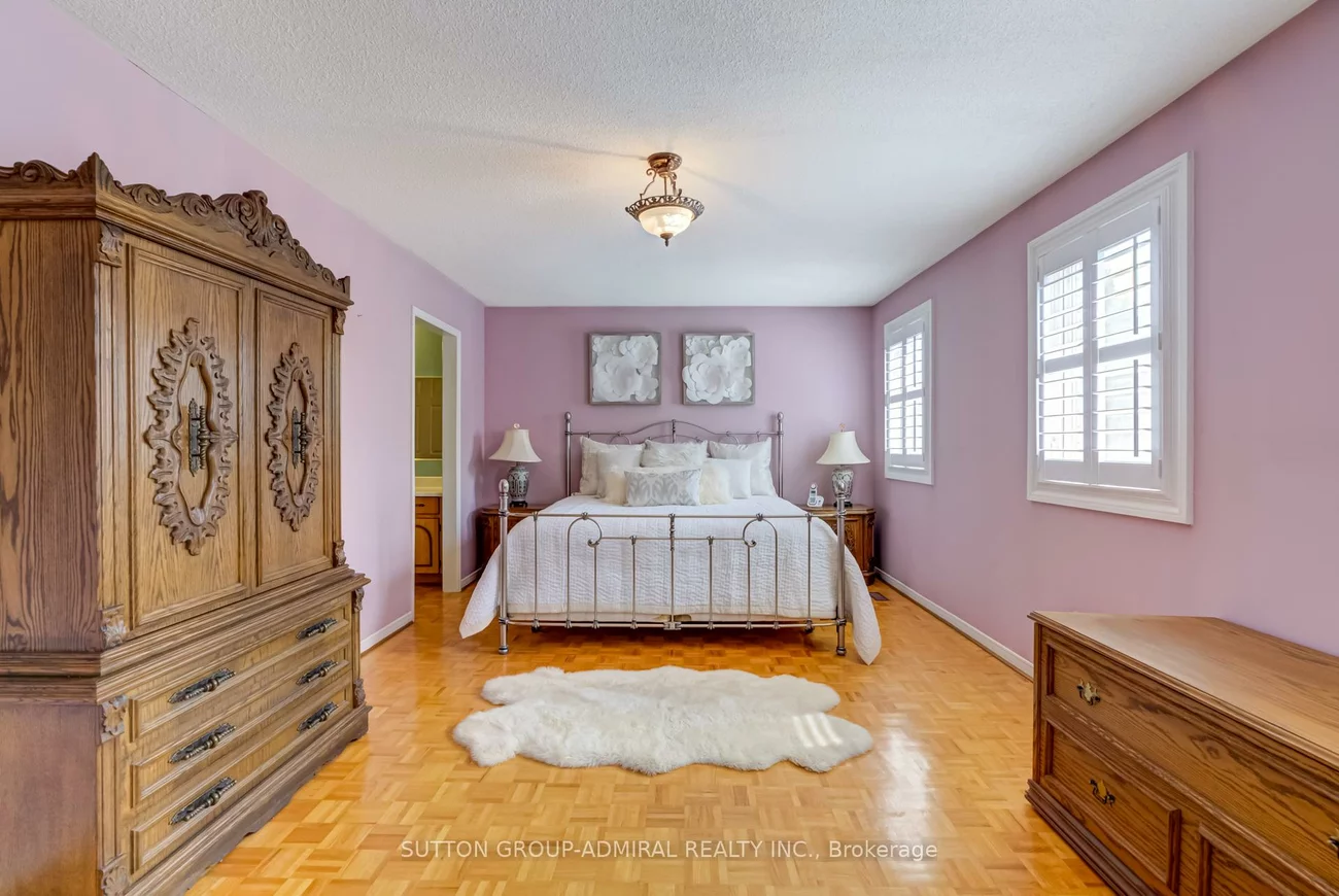 393, Aberdeen, East Woodbridge, Vaughan