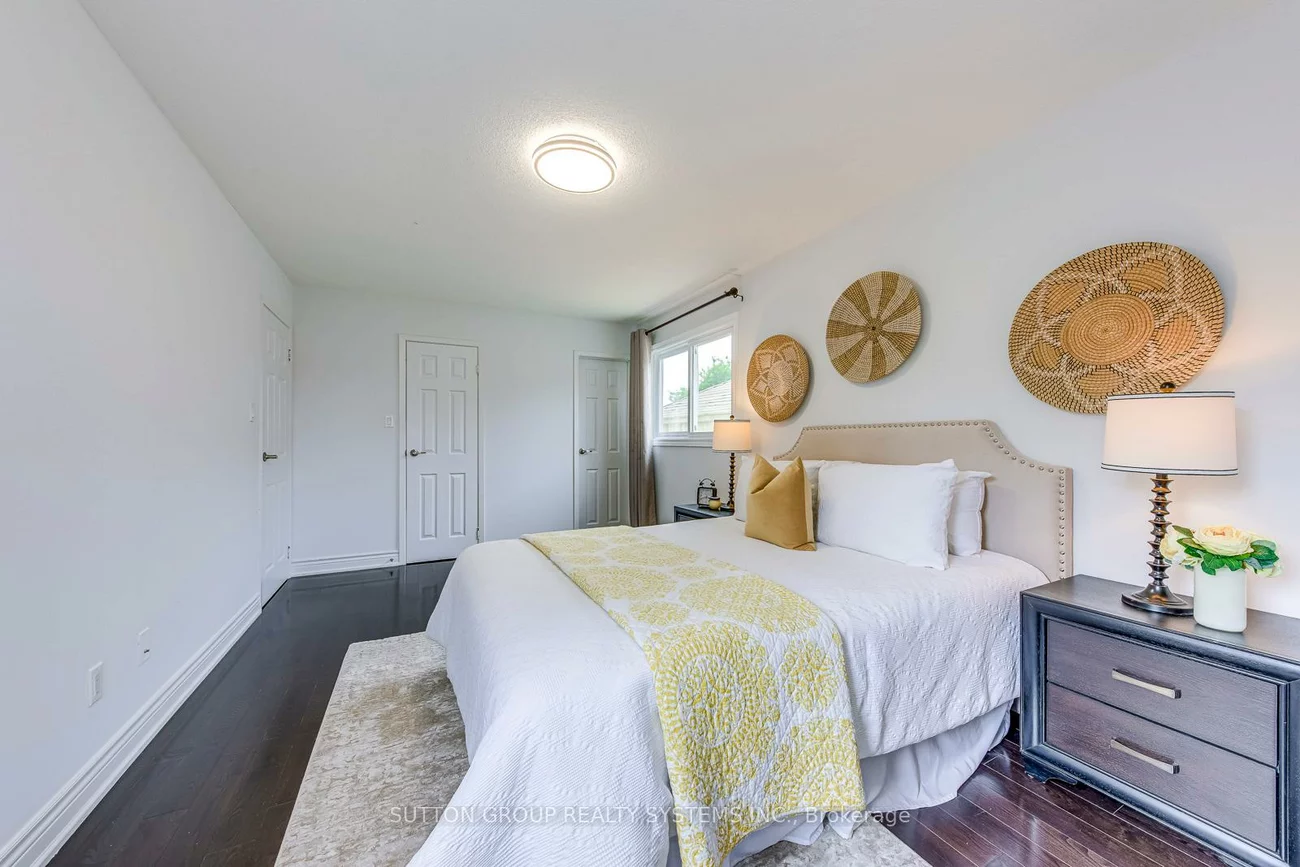 207, Winding, Crestwood-Springfarm-Yorkhill, Vaughan