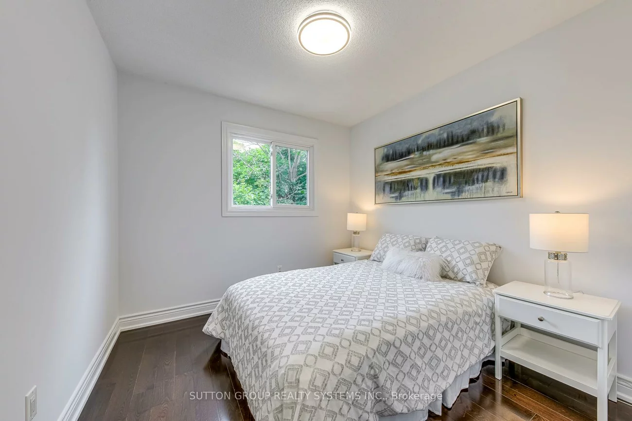 207, Winding, Crestwood-Springfarm-Yorkhill, Vaughan