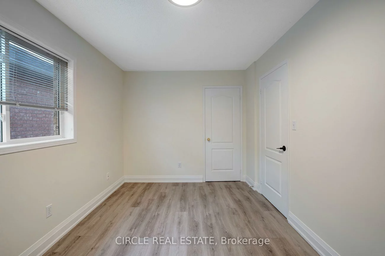 21, Casabel, Vellore Village, Vaughan
