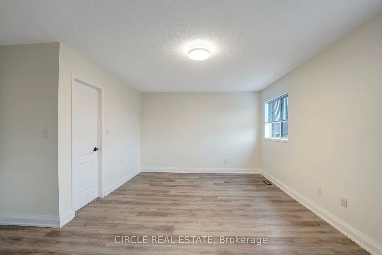 21, Casabel, Vellore Village, Vaughan