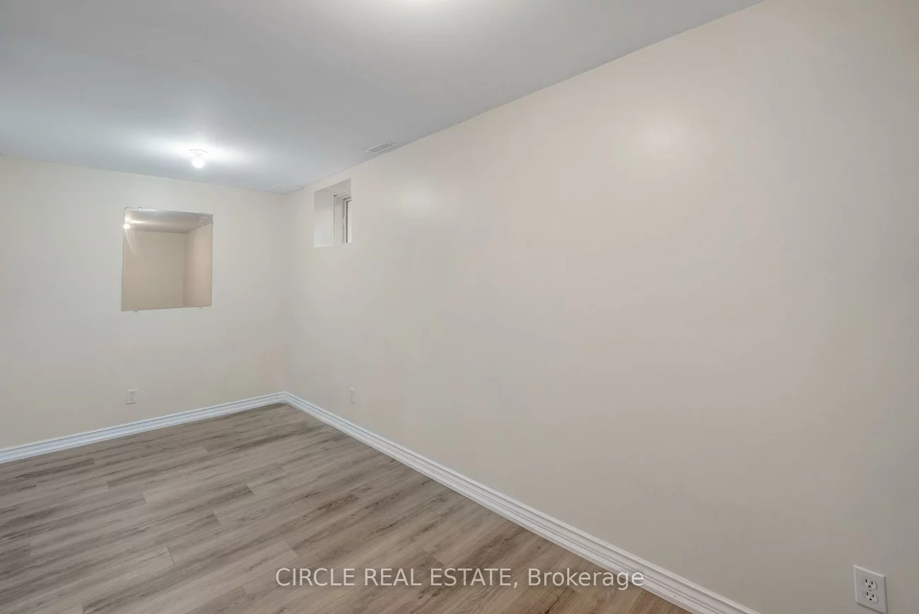 21, Casabel, Vellore Village, Vaughan