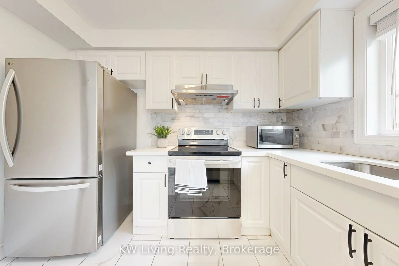 37, Bluewater, Vellore Village, Vaughan