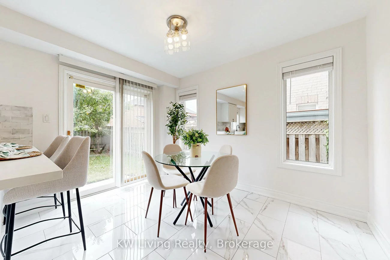37, Bluewater, Vellore Village, Vaughan